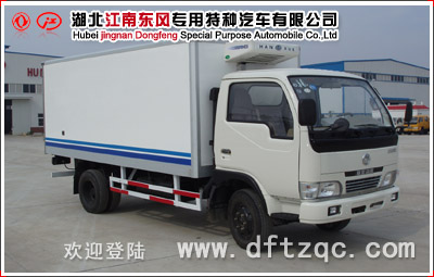 東風(fēng)金霸冷藏車(chē)